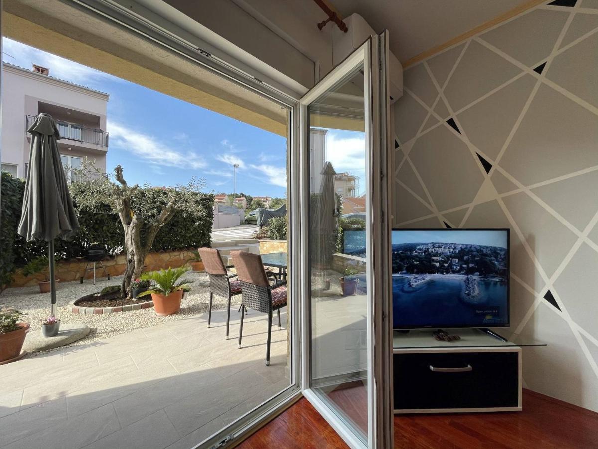 Apartment Malu Πούλα Εξωτερικό φωτογραφία
