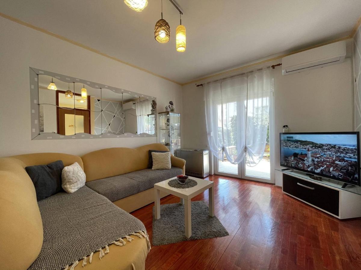 Apartment Malu Πούλα Εξωτερικό φωτογραφία