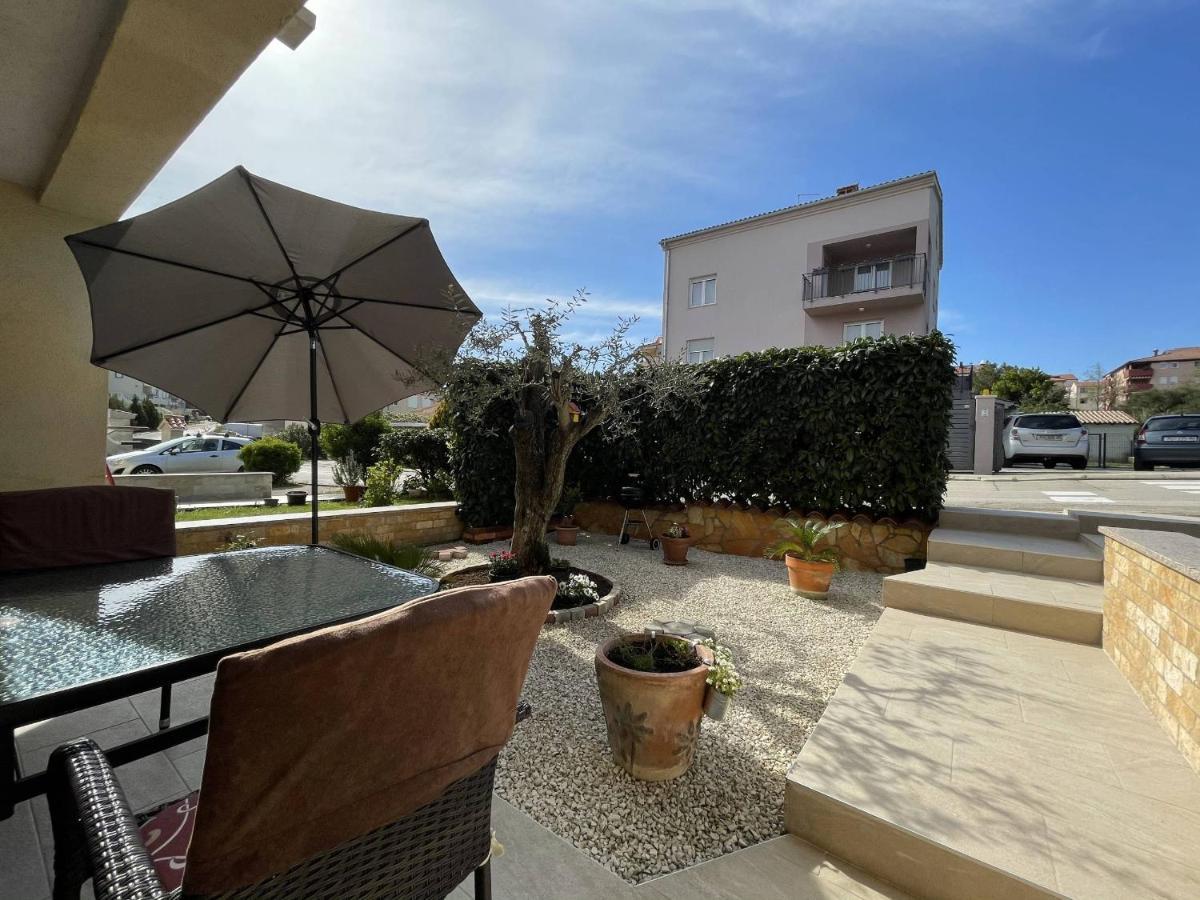 Apartment Malu Πούλα Εξωτερικό φωτογραφία