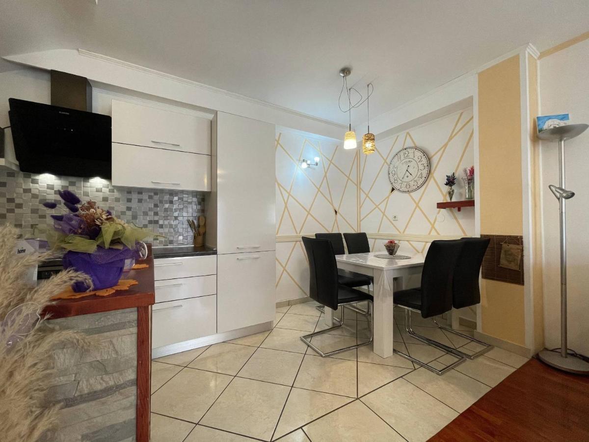 Apartment Malu Πούλα Εξωτερικό φωτογραφία