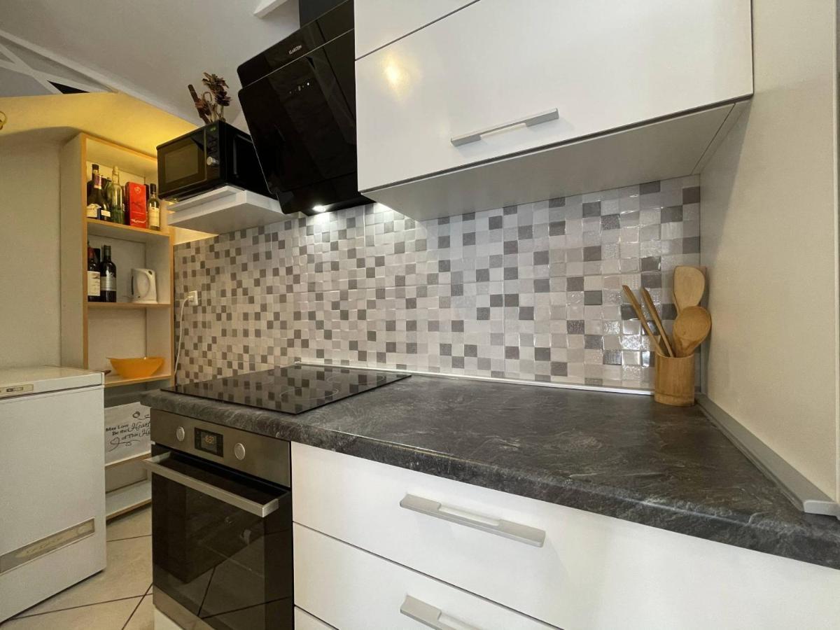 Apartment Malu Πούλα Εξωτερικό φωτογραφία