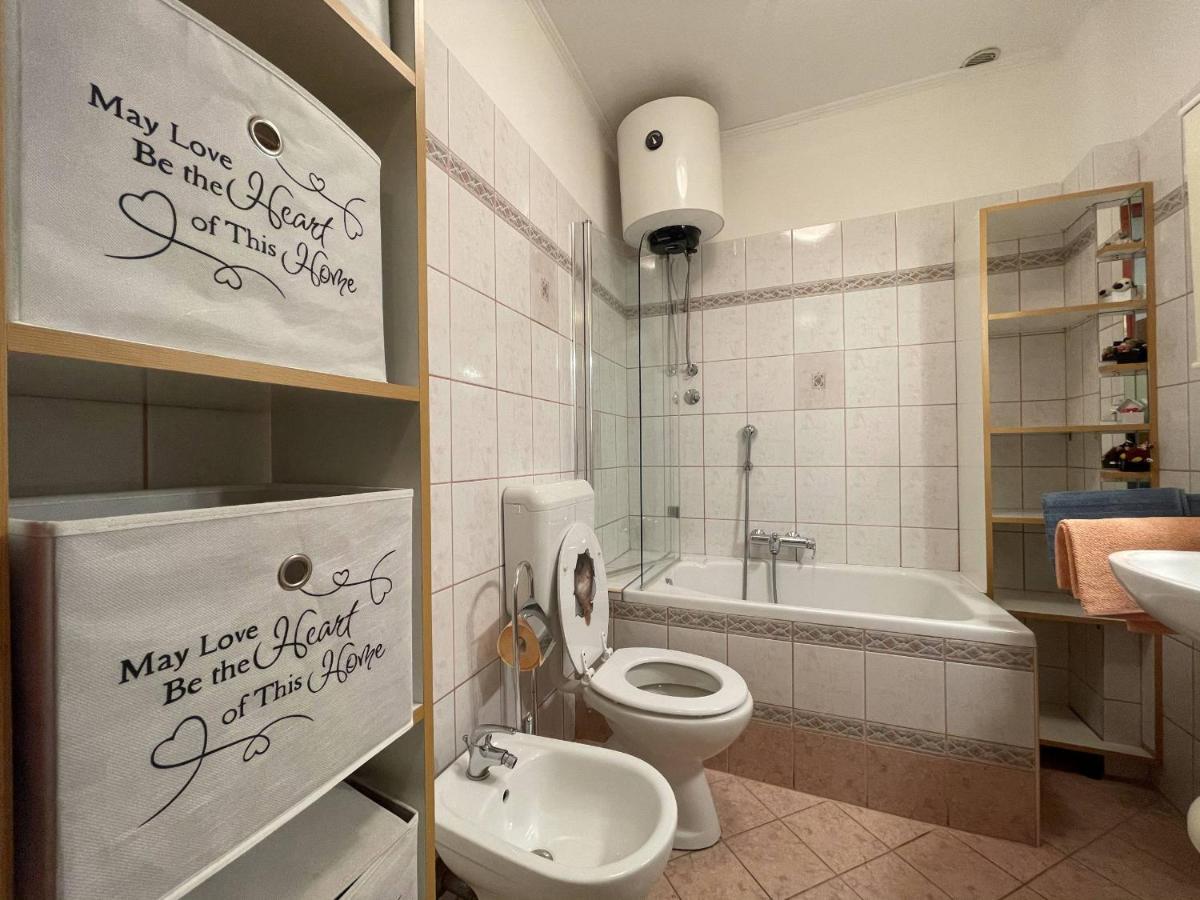 Apartment Malu Πούλα Εξωτερικό φωτογραφία
